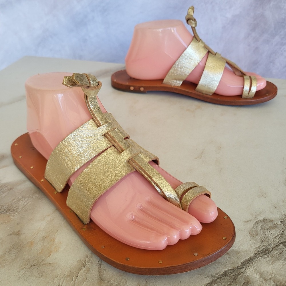 Beek Size 9 Toe Loop Metallic Gladiator Sandals Gold Women's